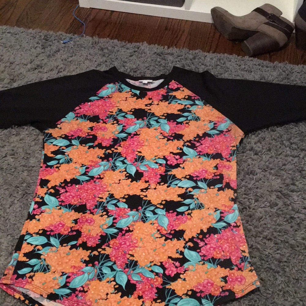 LulaRoe Randy T